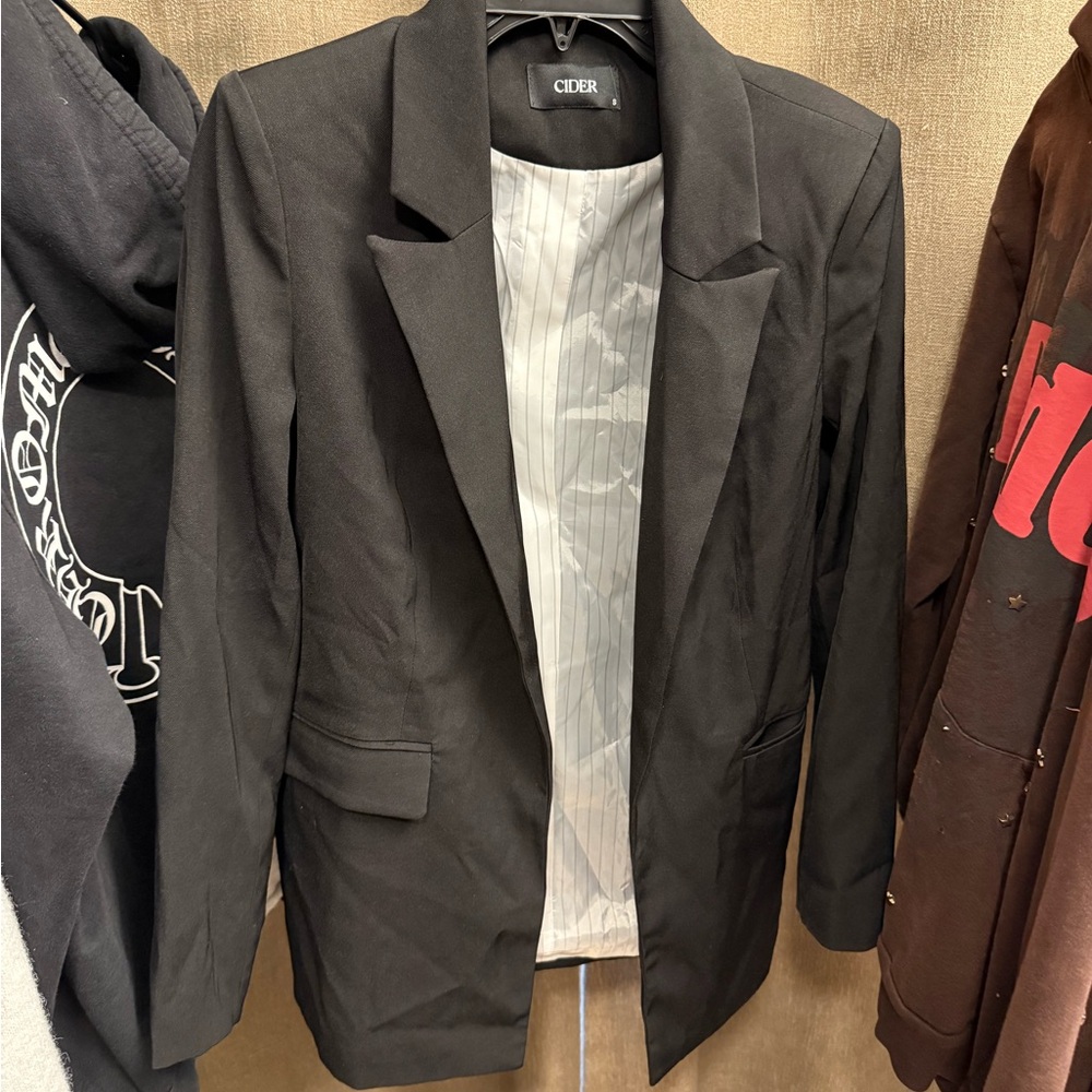 Cider Black Women’s Blazer & Pants